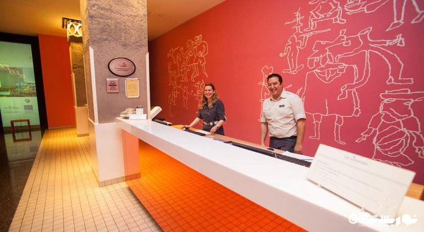 میز پذیرش هتل مارمارا